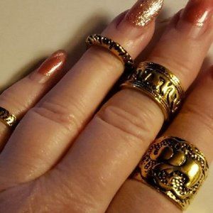 4 Gold-plated Woman's Rings